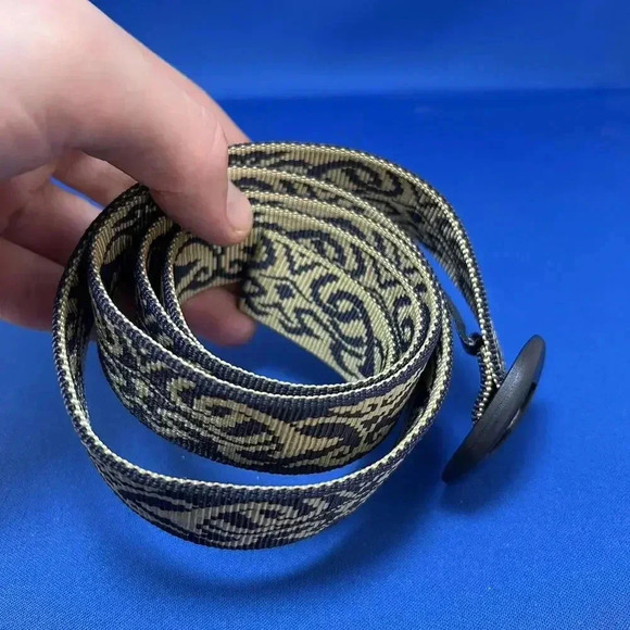 Bison Medium Adjustable Belt - Stylish & Durable - Picture 2 of 5